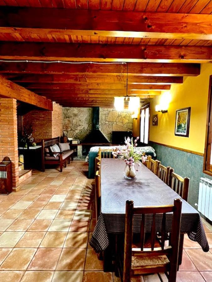 Spacious House In Ogassa With Terrace And Bbq Екстериор снимка